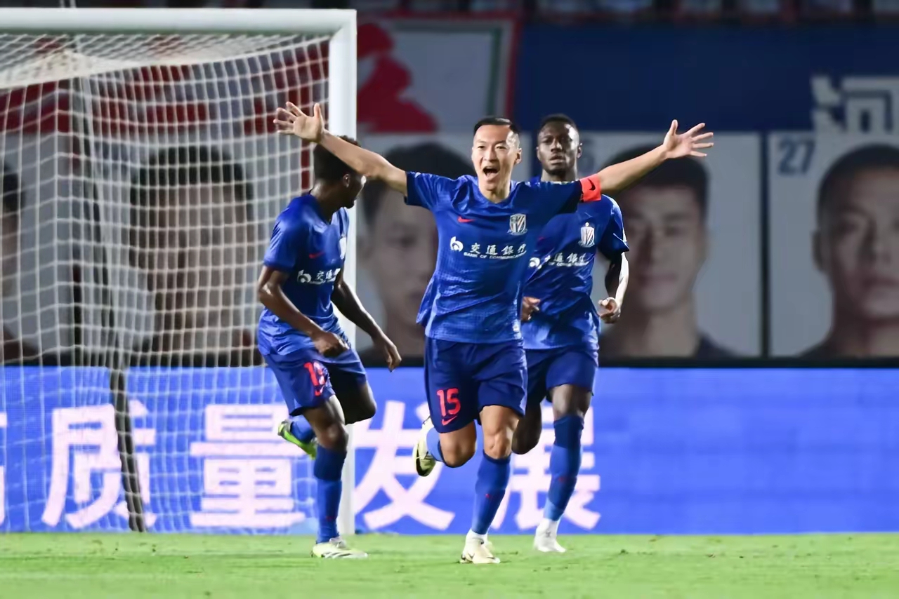 申花力挫对手，重回胜利轨道向冠军发起冲击的简单介绍
